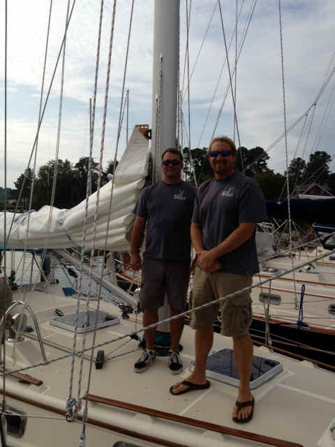 Mast_Sipala_Crew.JPG (130105 bytes)