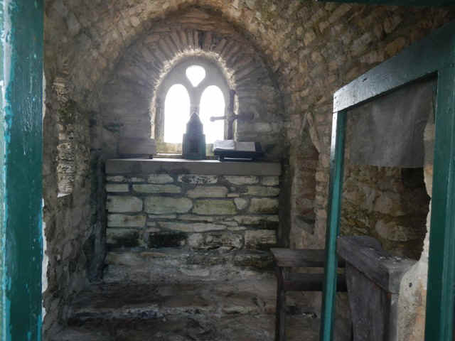 CatHermitage16.jpg (99905 bytes)