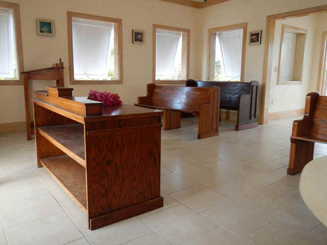 LSS11_Chapel.jpg (93373 bytes)