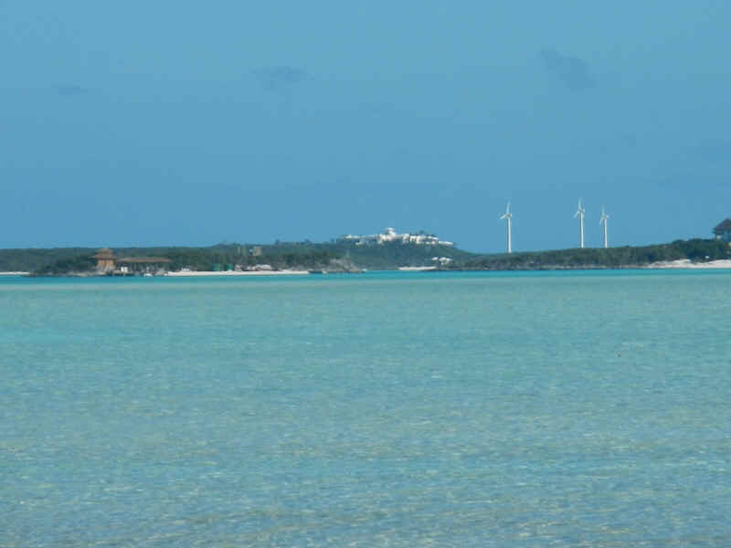 Pipe_WindTurbines.jpg (196816 bytes)