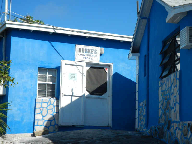 Stan_BlueStore.jpg (155563 bytes)