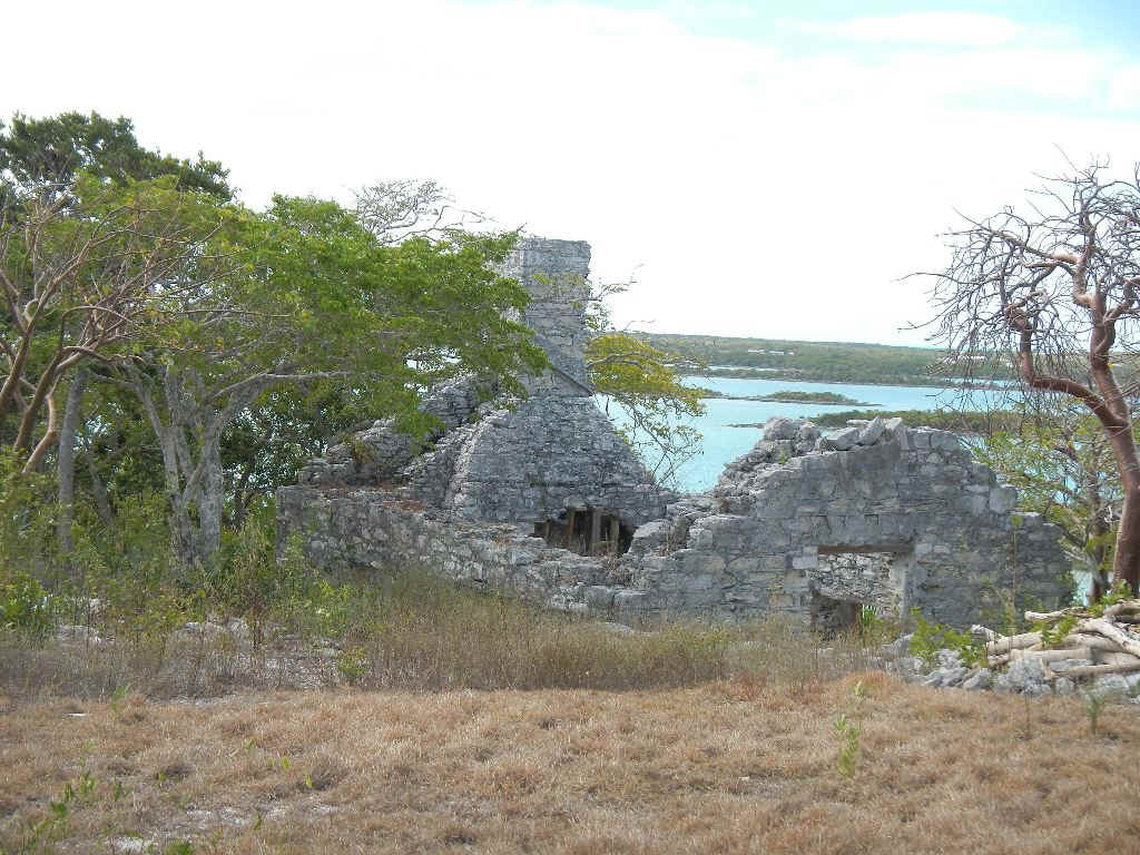 GT_Crab_Hse02.jpg (226052 bytes)