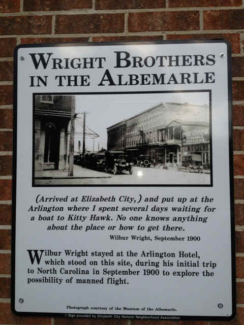 EC_Plaque02.jpg (143327 bytes)