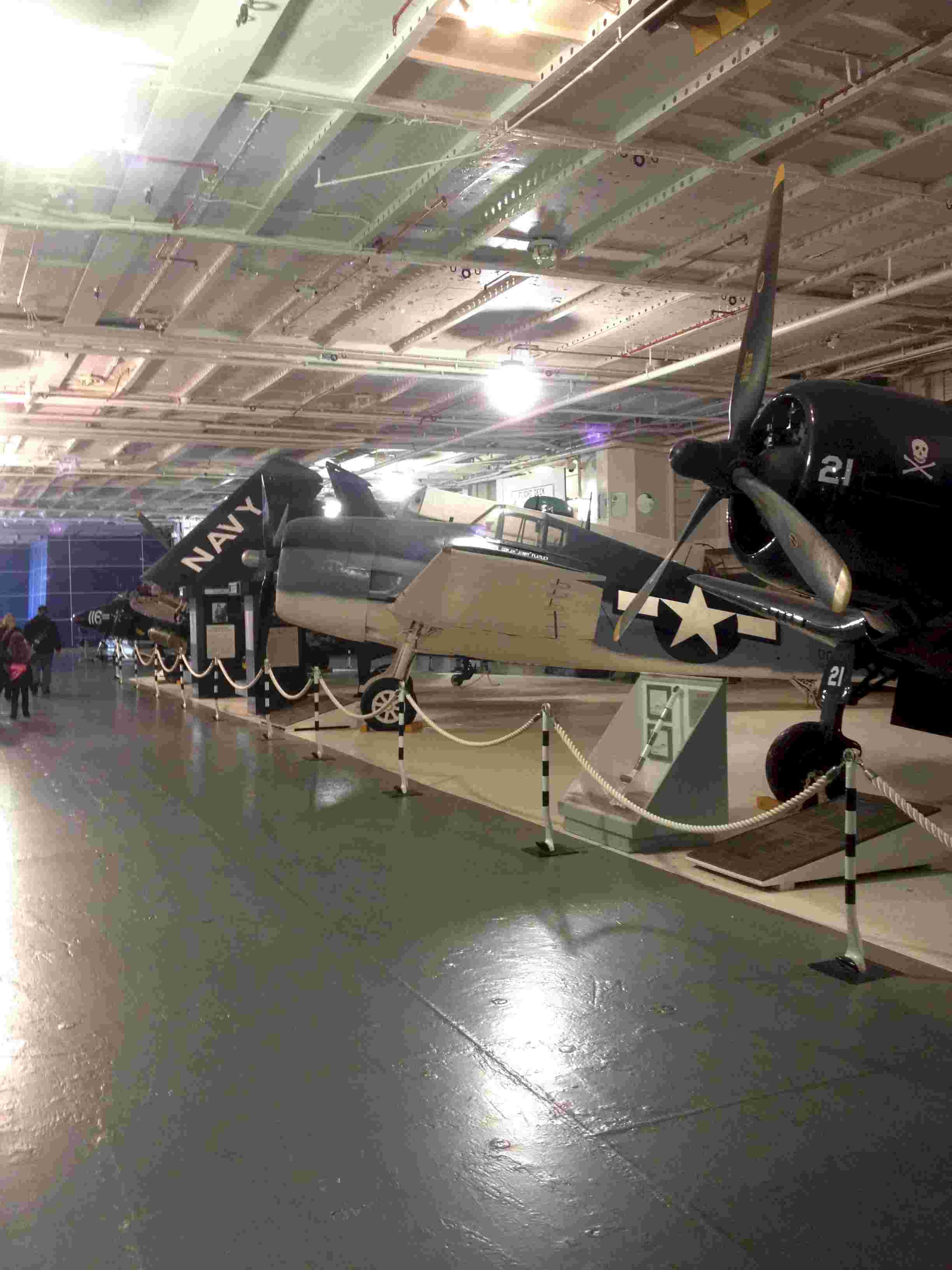 Yorktown01.jpg (193699 bytes)