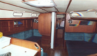 salon_1.jpg (15789 bytes)