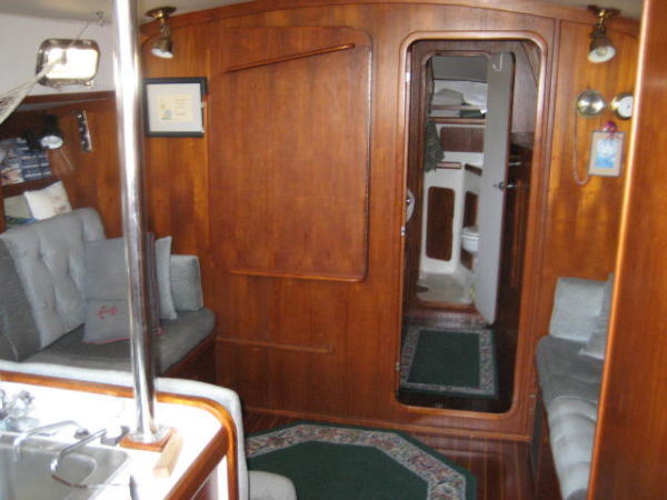 Port Saloon
